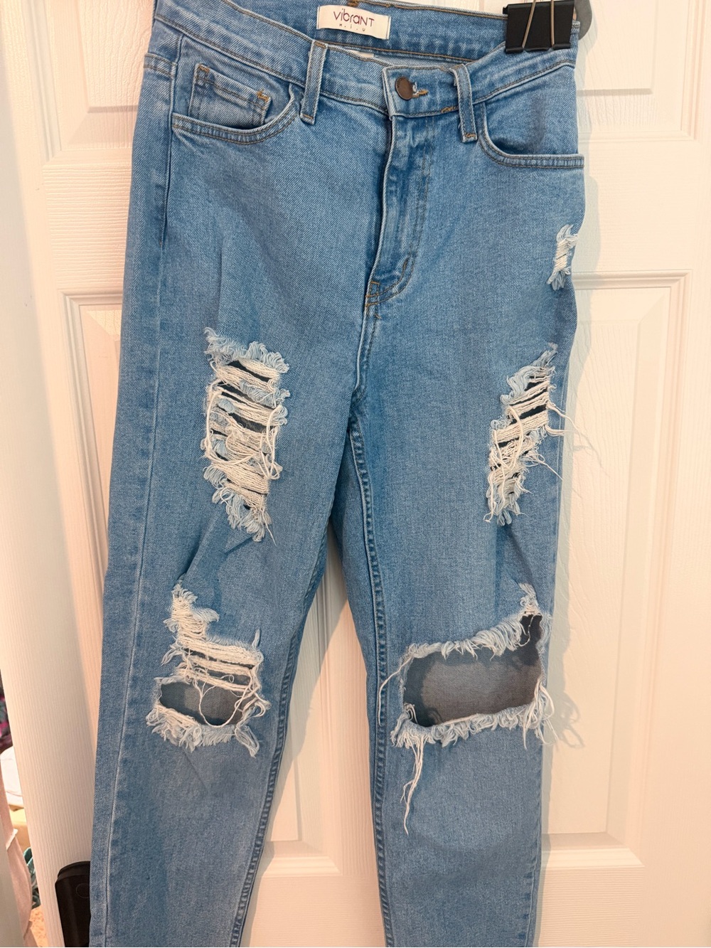 Vibrant Women's Light Blue Ripped Skinny Jeans 25